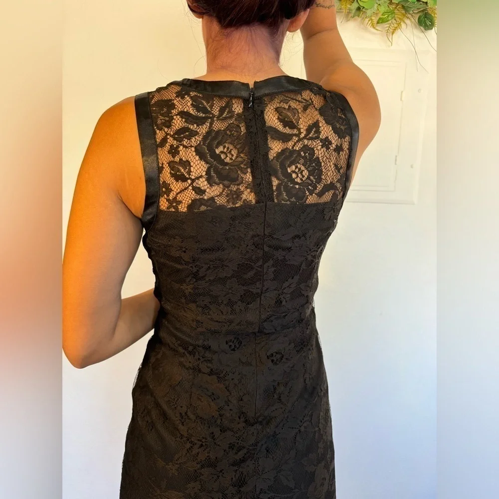 Size 6 Max and Cleo Lace black dress with ruffle detail. Fitted mini dress - Picture 3 of 12